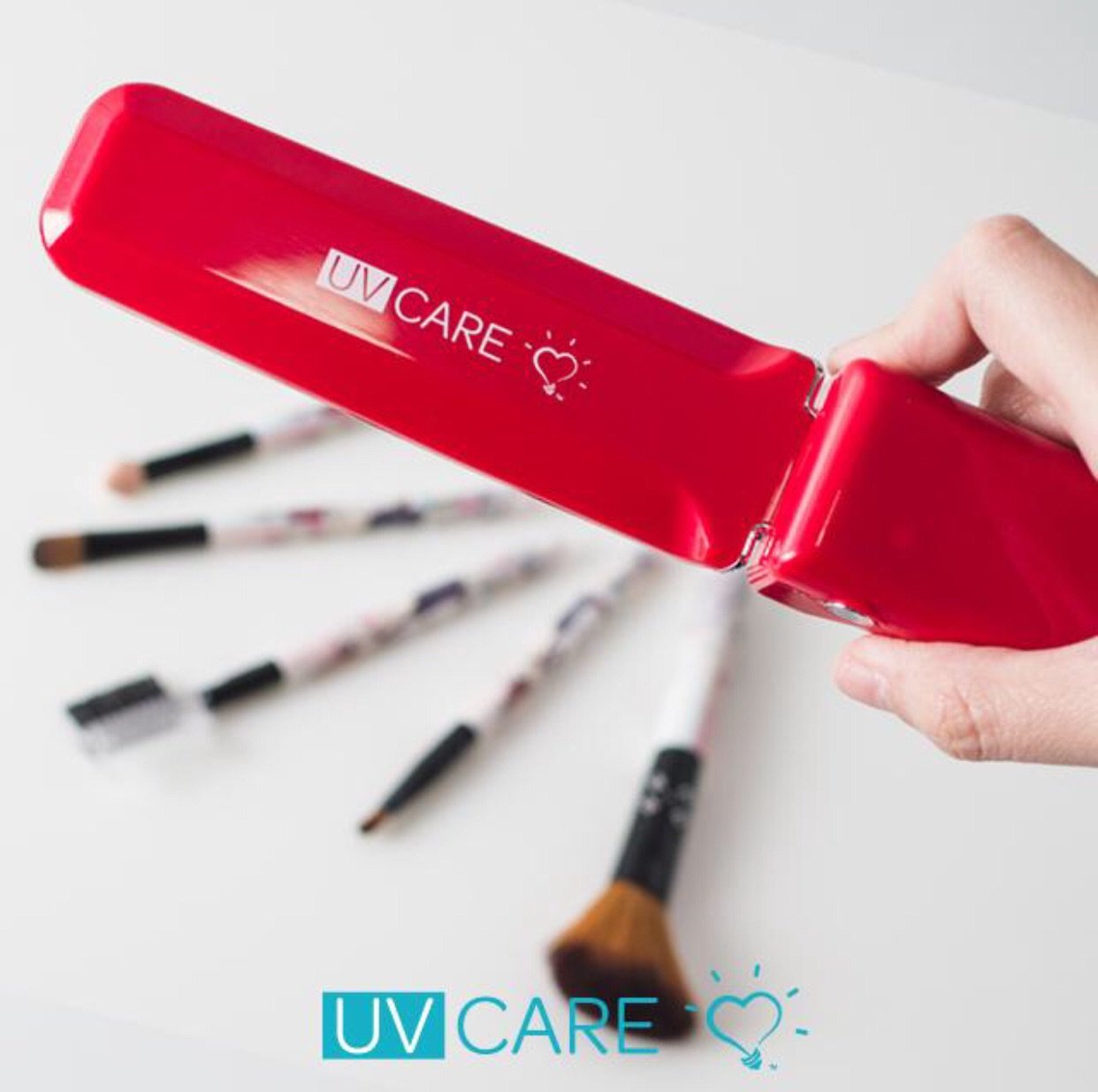 PREORDER UV Care Pocket Sterilizer: Vogue Collection (TWO MONTHS TURNAROUND TIME)